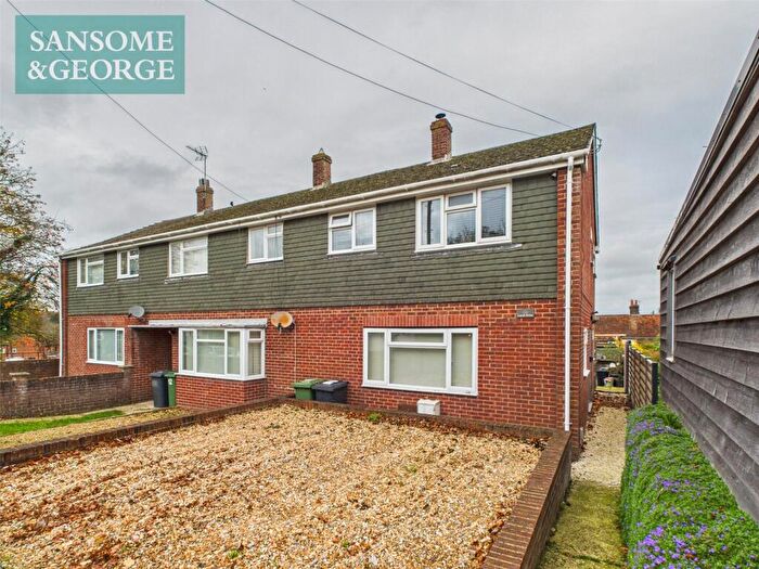 3 Bedroom End Of Terrace House For Sale In Larch Drive, Kingsclere, Newbury, Hampshire, RG20