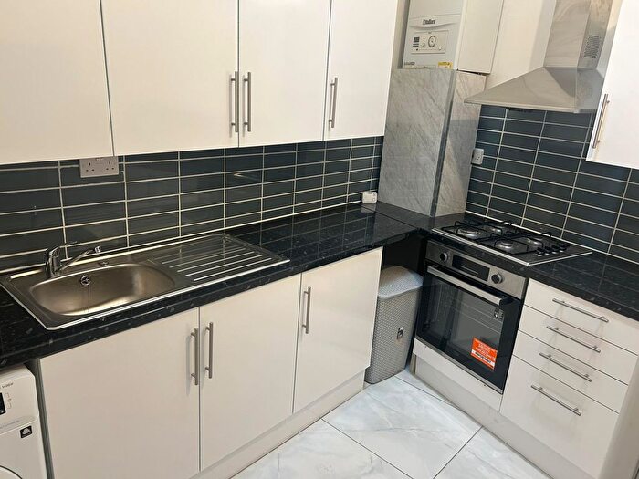 1 Bedroom Flat To Rent In Blackhorse Road, Walthamstow, E17