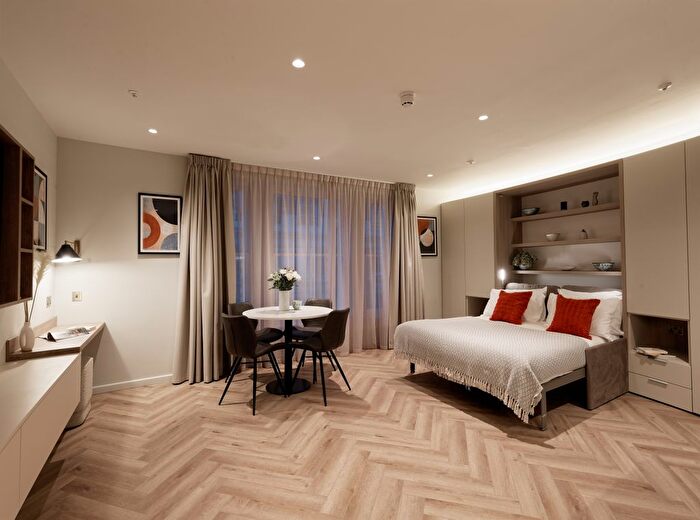 Studio To Rent In Clanricarde Gardens, London, W2