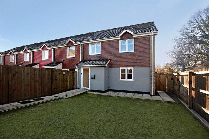 3 Bedroom End Of Terrace House For Sale In Newcross Park, Kingsteignton, TQ12