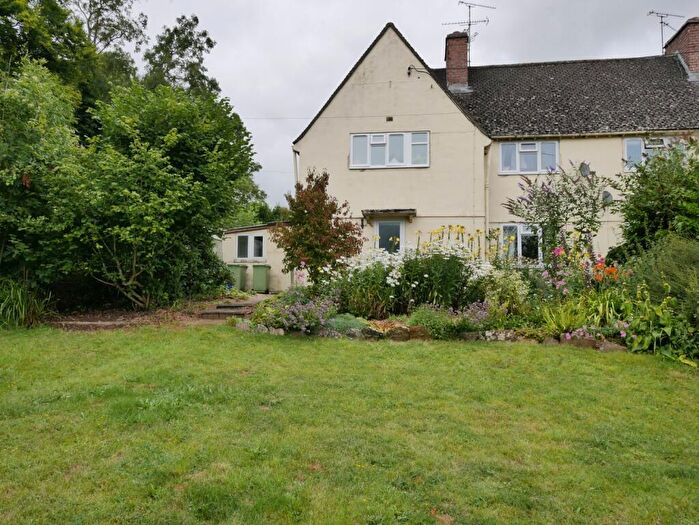 4 Bedroom Semi-Detached House To Rent In Stow Road, Cirencester, GL7