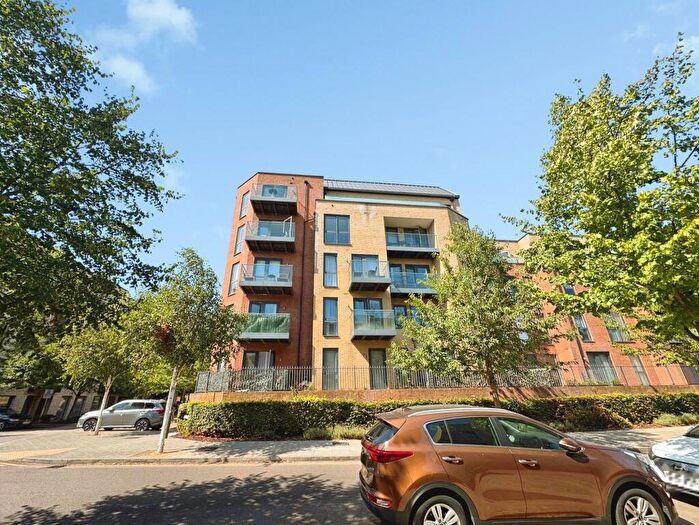 3 Bedroom Flat For Sale In Brannigan Way, Hallington Court, HA8