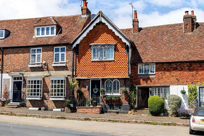 1 Bedroom Terraced House For Sale In High Street, Bletchingley, RH1