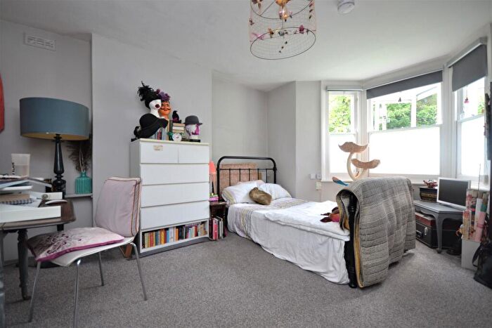 Flat To Rent In Ethelbert Road Bromley, BR1