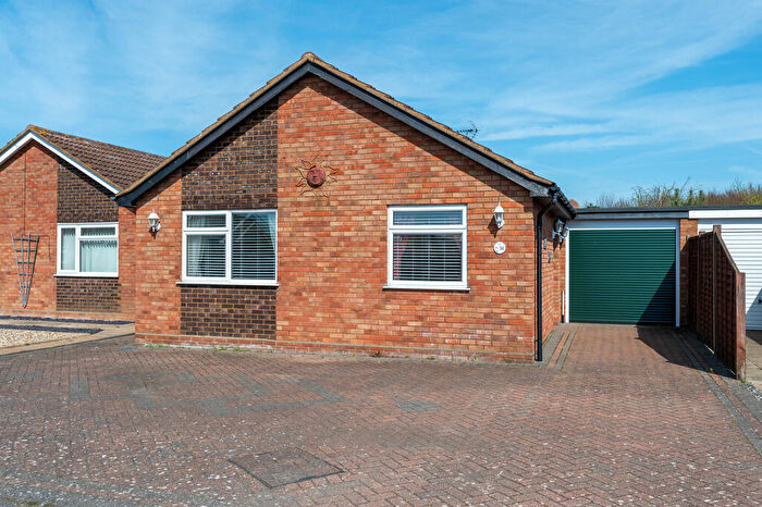 2 Bedroom Detached Bungalow For Sale In Glenfield Avenue, Felixstowe, IP11