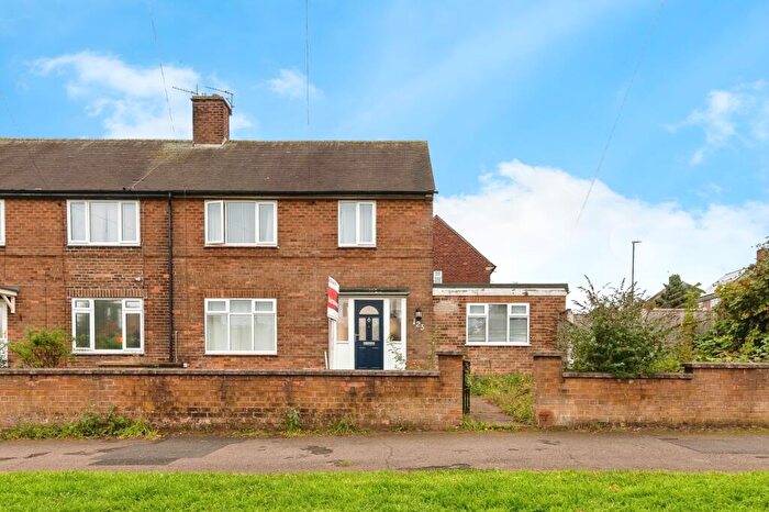 3 Bedroom Semi-Detached House For Sale In Helston Drive, Nottingham, Nottinghamshire, NG8