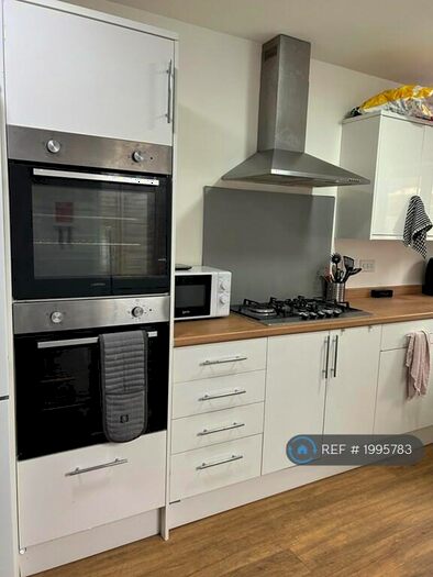 5 Bedroom Terraced House To Rent In Newcome Road, Portsmouth, PO1