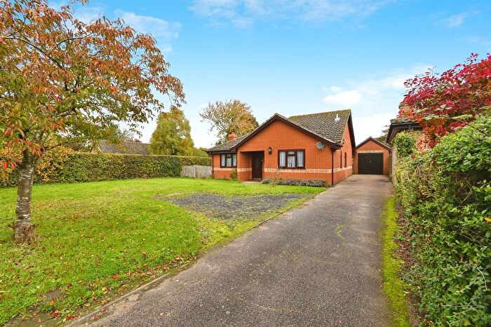 3 Bedroom Detached Bungalow For Sale In Ash Tree Close, Occold, Eye, IP23