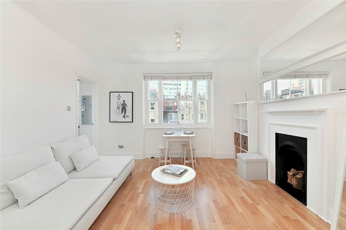 Studio To Rent In Nottingham Place, Marylebone, London, W1U