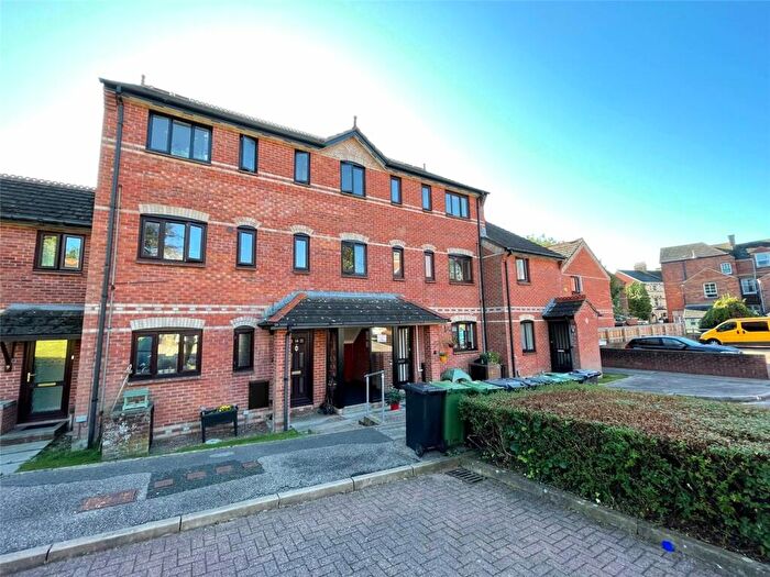 1 Bedroom Apartment To Rent In Willow Walk, Exeter, Devon, EX4