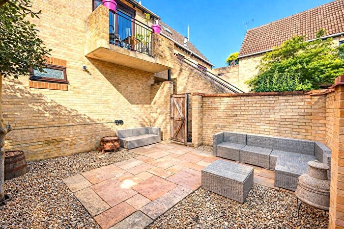 1 Bedroom Maisonette For Sale In Maiden Place, Lower Earley, Reading, Berkshire, RG6