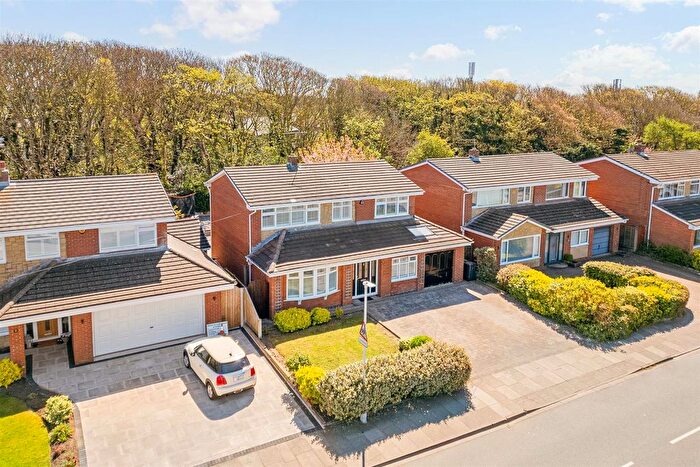 4 Bedroom Detached House For Sale In Stapleton Road, Formby, Liverpool, L37