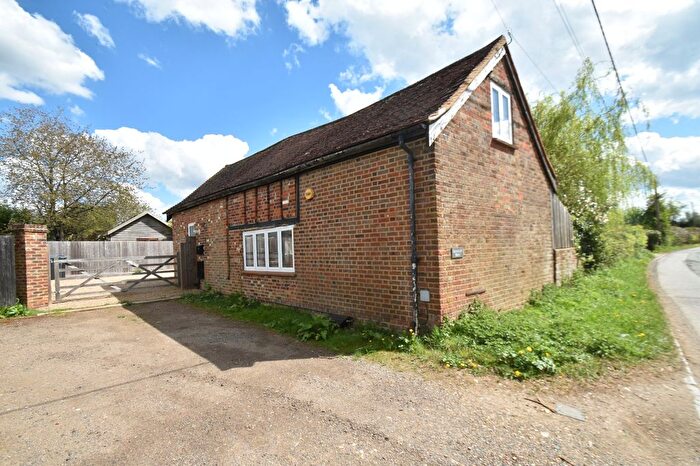 1 Bedroom Barn Conversion To Rent In Bellingdon, Chesham, Buckinghamshire, HP5