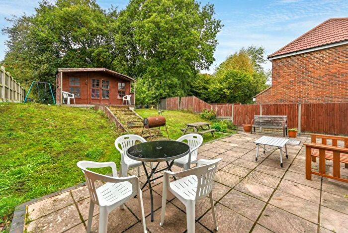 3 Bedroom Detached House For Sale In Tile Kiln Hill, Blean, CT2