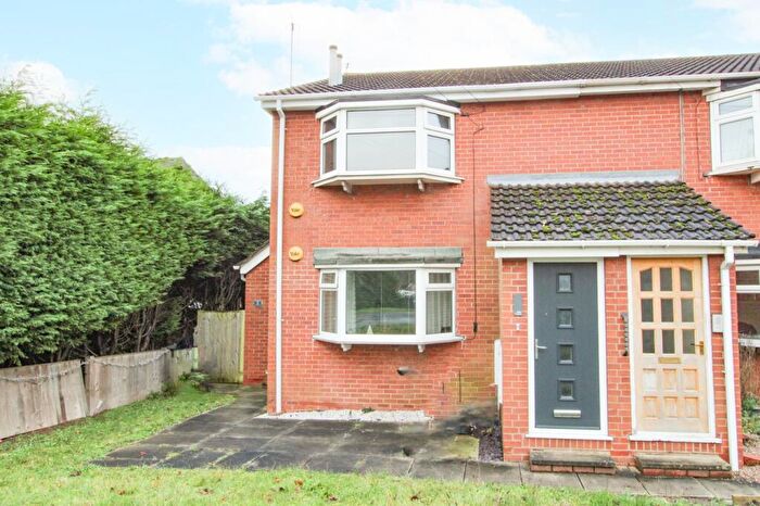 2 Bedroom Flat To Rent In Church Lane, Doncaster, DN4