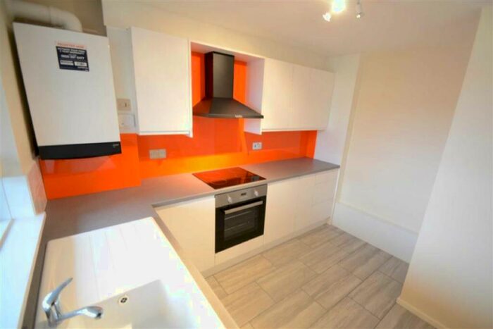 1 Bedroom Flat To Rent In Falmouth Close, Lee, SE12