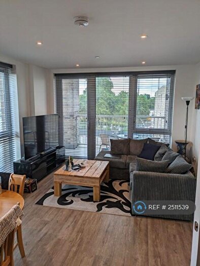 2 Bedroom Flat To Rent In Littlemore, Oxford, OX4