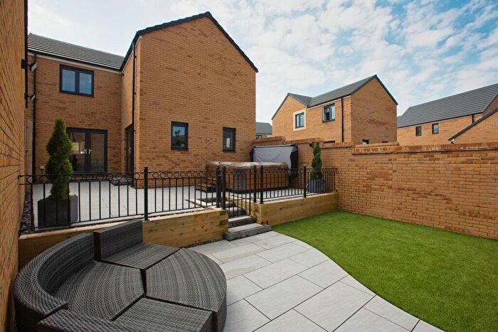 4 Bedroom Detached House For Sale In Woodside Avenue, Foxglove Meadows - Exceptional Famly Home & No Chain, BS24