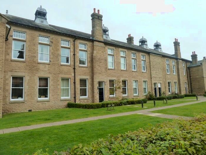 2 Bedroom Apartment To Rent In Buckden Court, Jackson Walk, Menston, Ilkley, LS29