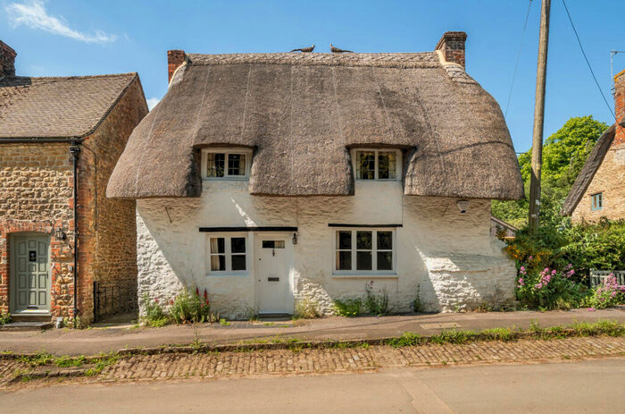 3 Bedroom Detached House For Sale In Clove Cottage, Little Coxwell, Faringdon, Oxfordshire, SN7