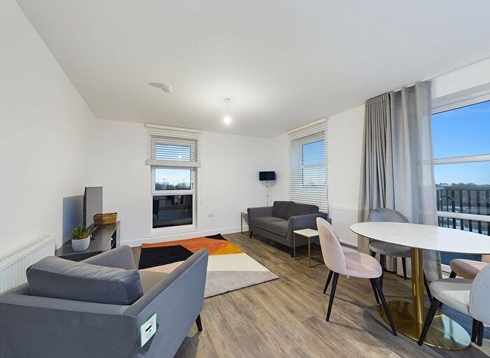 2 Bedroom Flat To Rent In Eastern Avenue, Western Cross, Ebbsfleet Valley, DA10