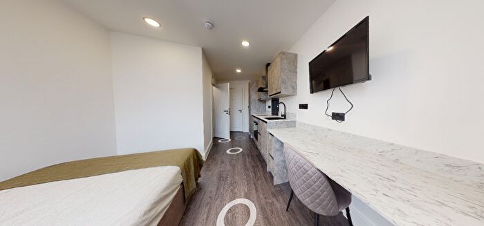 1 Bedroom House To Rent In Lister Gate, Nottingham, NG1