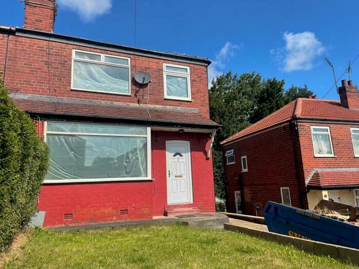 3 Bedroom Semi-Detached House To Rent In Brander Road, Leeds, LS9