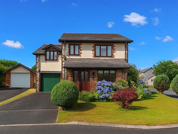 4 Bedroom Detached House For Sale In Marshalls Mead, Beaford, EX19