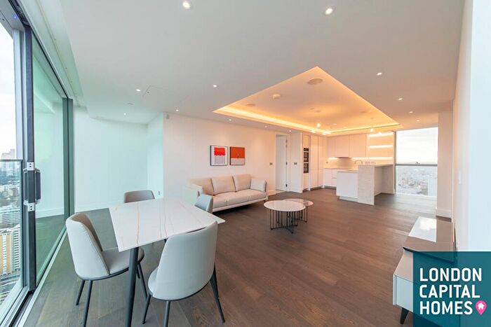 2 Bedroom Apartment To Rent In Carrara Tower, Bollinder Place, London, EC1V