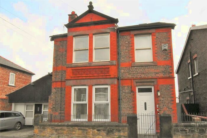 3 Bedroom Apartment To Rent In Lingdale Road North, Claughton, CH41