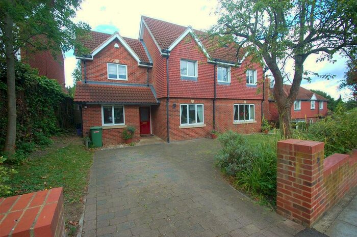 4 Bedroom Detached House To Rent In Castle Way, London, SW19