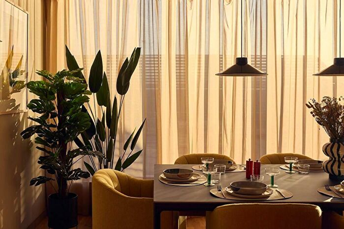 3 Bedroom Apartment To Rent In Soho Yard, Sheffield, S3