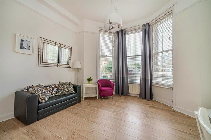 1 Bedroom Flat To Rent In Christchurch Road, Tulse Hill, SW2