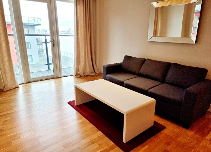 2 Bedroom Flat To Rent In Mast Quay, London, SE18