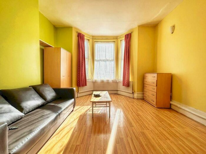 1 Bedroom Studio To Rent In Oaklands Road, London, NW2