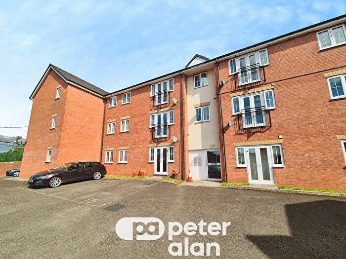 2 Bedroom Flat To Rent In Phillip Court, Newport, NP19