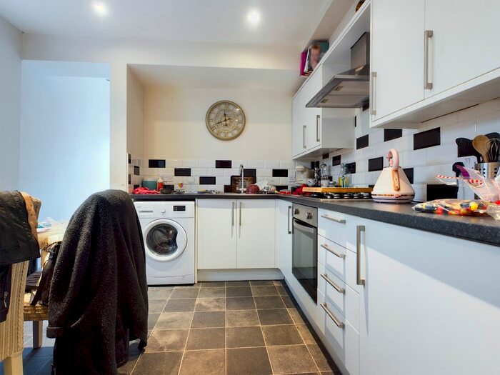 1 Bedroom Flat To Rent In Linton Road, Brighton BN3