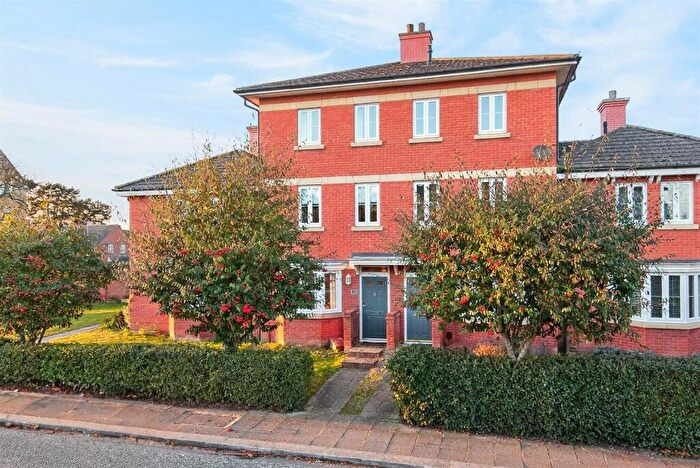 3 Bedroom Town House For Sale In St. Crispin Drive, Northampton, NN5