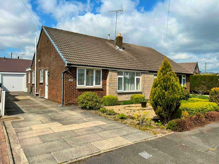 2 Bedroom houses for sale in Helmshore Road