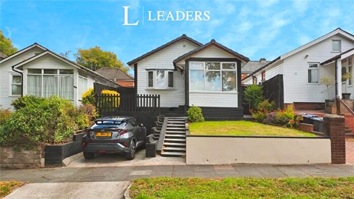 3 Bedroom Bungalow For Sale In Coney Green Drive, Northfield, Birmingham, B31