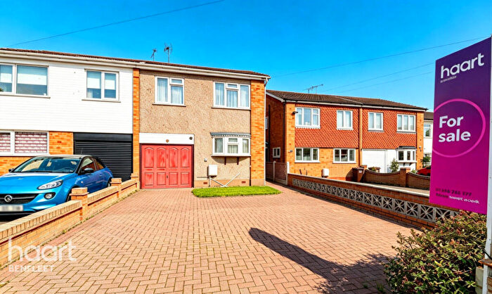 3 Bedroom Semi-Detached House For Sale In Mandeville Way, Benfleet, SS7