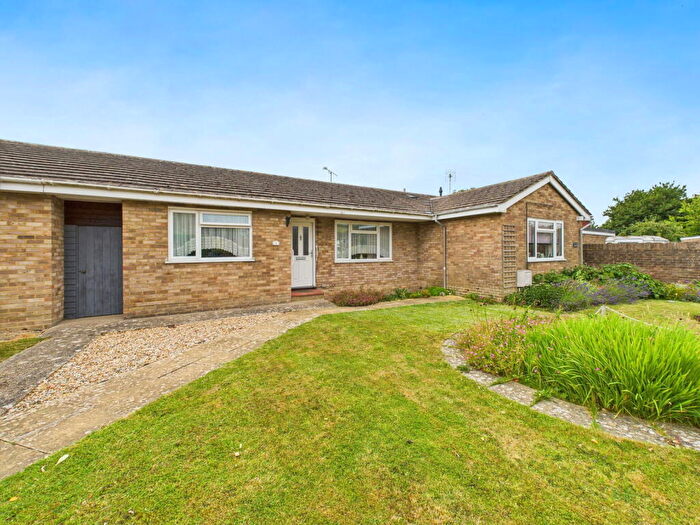 2 Bedroom Terraced Bungalow For Sale In Downland Road, Upper Beeding, Steyning, BN44