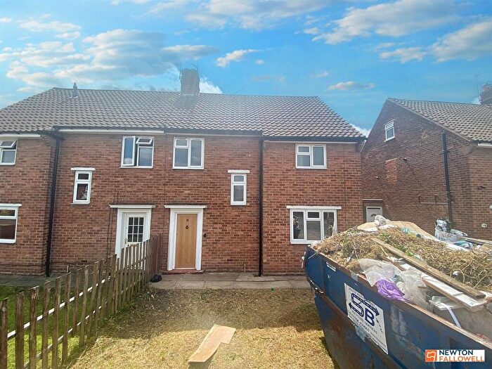 3 Bedroom Property To Rent In Rosalind Avenue, Dudley, DY1