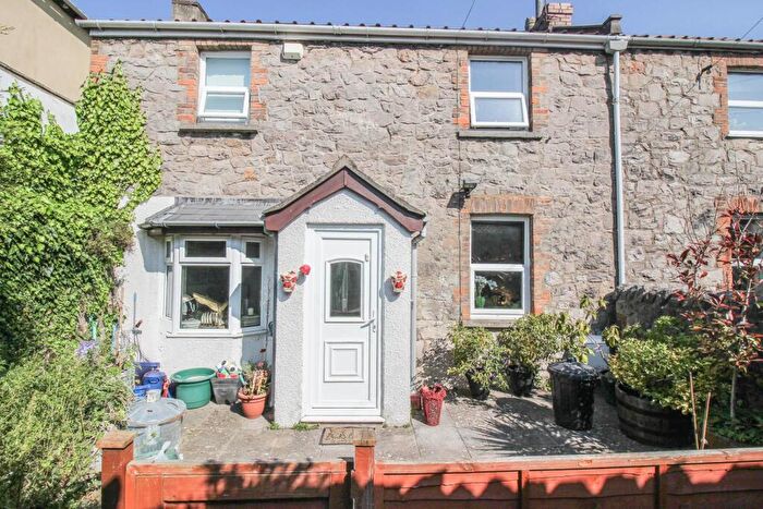 2 Bedroom Semi-Detached House For Sale In Kings Lane, Weston Super Mare, BS23