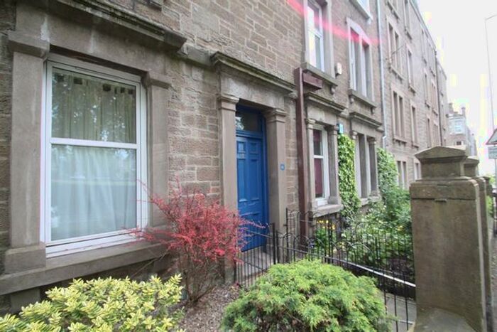 2 Bedroom Flat To Rent In Pitkerro Road, Dundee, DD4