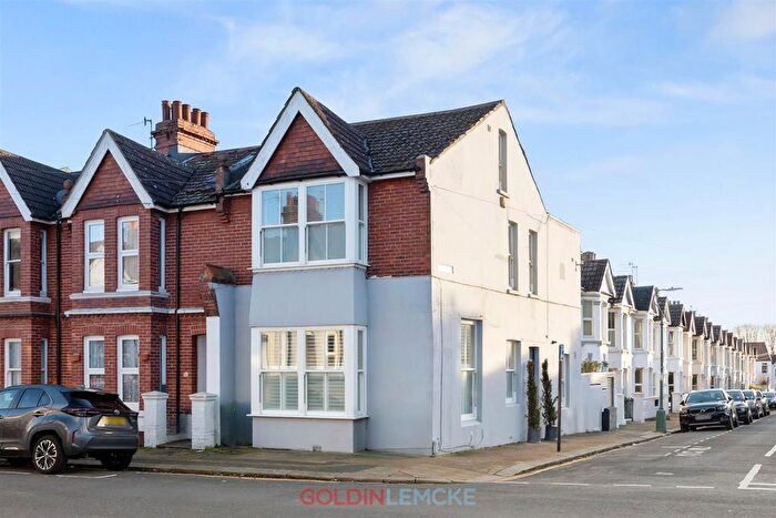 3 Bedroom End Terrace House For Sale In Payne Avenue, Hove, BN3