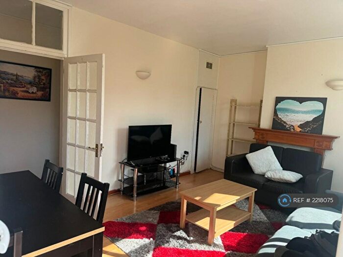 4 Bedroom Flat To Rent In Vernon House, Vauxhall, SE11