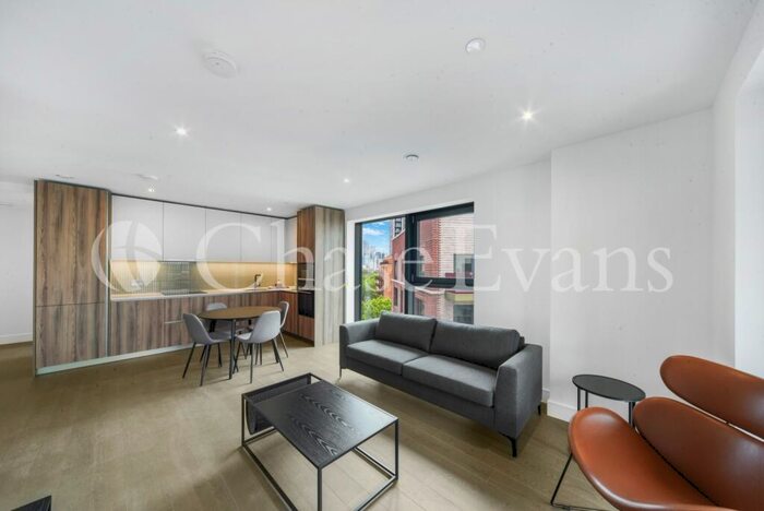 2 Bedroom Apartment To Rent In Hawksbury Heights, Park & Sayer, Elephant And Castle, SE17