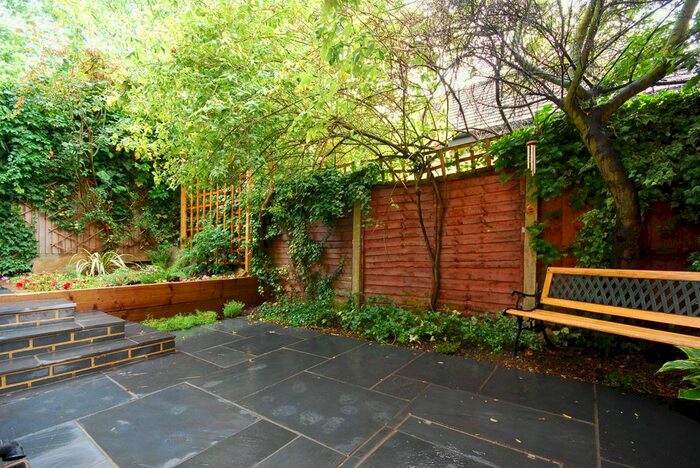 1 Bedroom Flat To Rent In Mount Ephraim Road, Streatham Hill, London, SW16