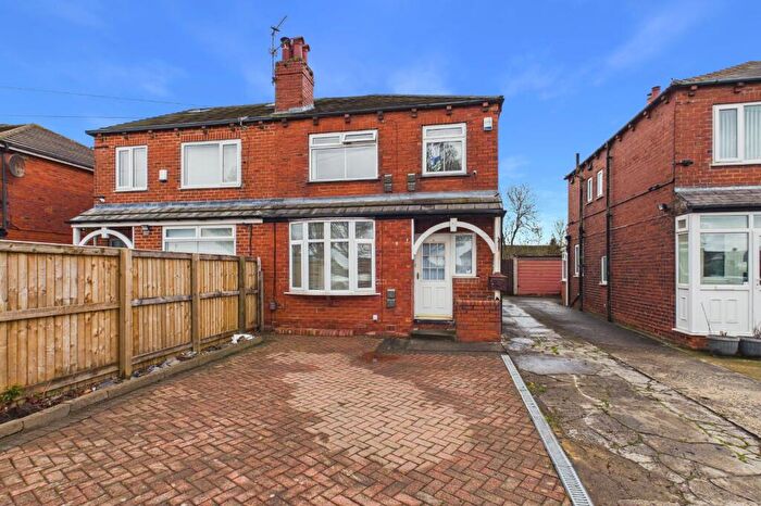 3 Bedroom Semi-Detached House For Sale In Coal Road, Leeds, West Yorkshire, LS14